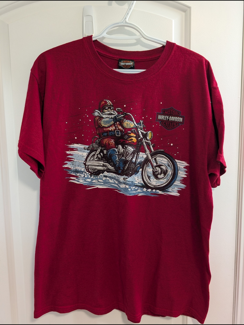 Harley-Davidson Red Motorcycle Santa Graphic Tee